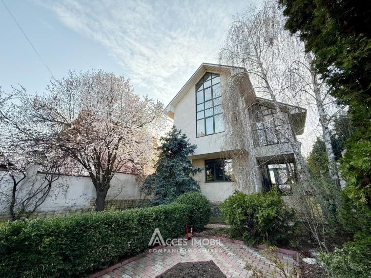 Casă în 3 nivele! str. Praga, Botanica, 450m2 + 4 ari! Euroreparație!: 1