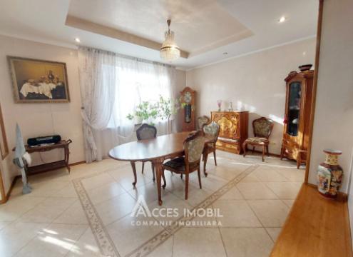 Casă în 3 nivele! str. Praga, Botanica, 450m2 + 4 ari! Euroreparație!: 10