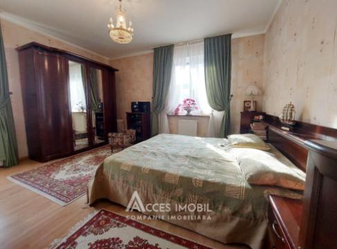 Casă în 3 nivele! str. Praga, Botanica, 450m2 + 4 ari! Euroreparație!: 6