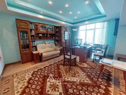 Casă în 3 nivele! str. Praga, Botanica, 450m2 + 4 ari! Euroreparație!: 16