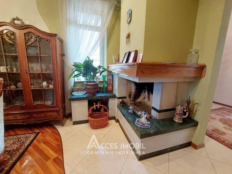Casă în 3 nivele! str. Praga, Botanica, 450m2 + 4 ari! Euroreparație!: 19