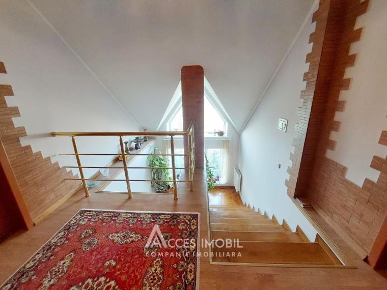 Casă în 3 nivele! str. Praga, Botanica, 450m2 + 4 ari! Euroreparație!: 28