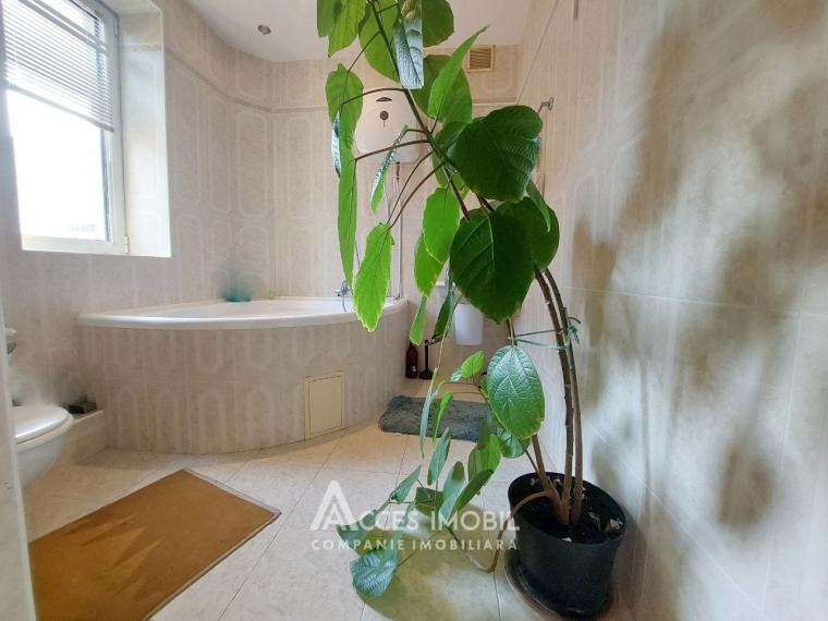 Casă în 3 nivele! str. Praga, Botanica, 450m2 + 4 ari! Euroreparație!: 23