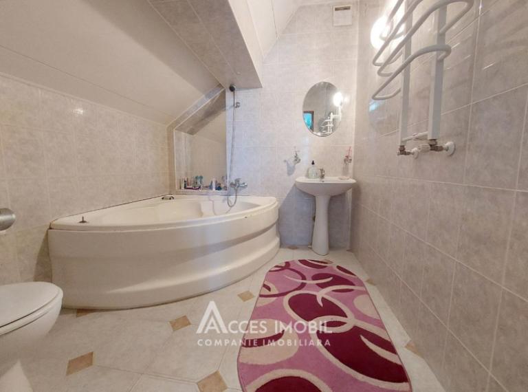 Casă în 3 nivele! str. Praga, Botanica, 450m2 + 4 ari! Euroreparație!: 24