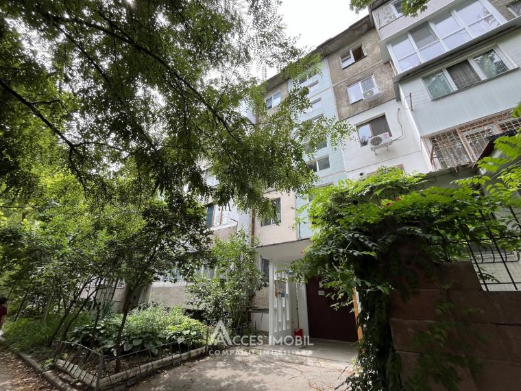 Botanica, bd. Traian, 3 camere. Euroreparație! Seria Hrușciovka!: 11