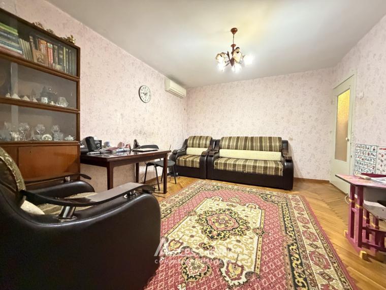 Botanica, bd. Dacia, 2 camere!: 1