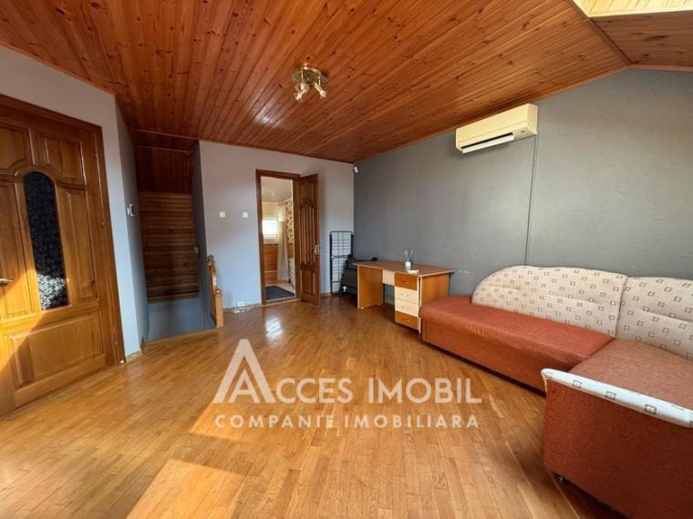 Chirie! Casă în 2 nivele! Centru, str. Vlaicu Pârcălab 160m2! Euroreparație!: 0