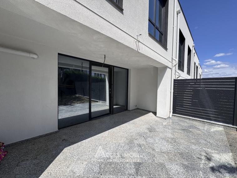 Таунхаус в 3 уровня! Дурлешты, ул. Кодрилор, 4 комнаты + гостиная, 250м² + 2 сотки. Белый вариант! Автономное отопление!: 11