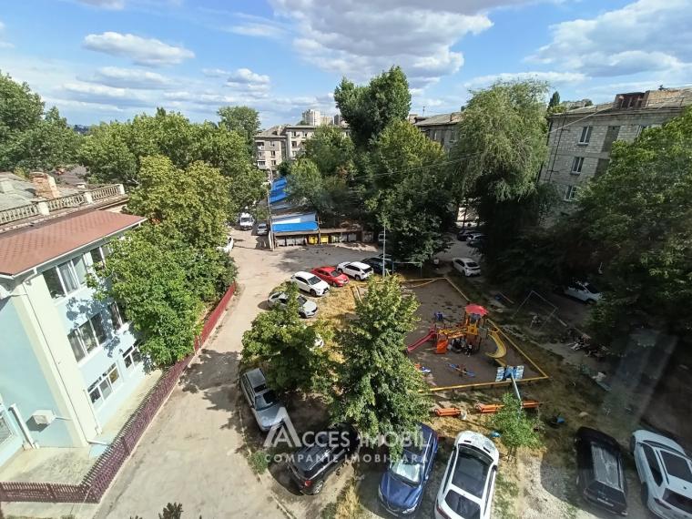 Centru, bd. Iuri Gagarin, 1 cameră!: 13
