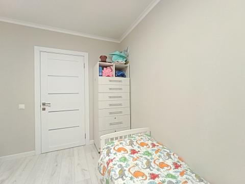 Telecentru, str. Miorița, 3 camere. Euroreparație! Localizare de mijloc!: 3