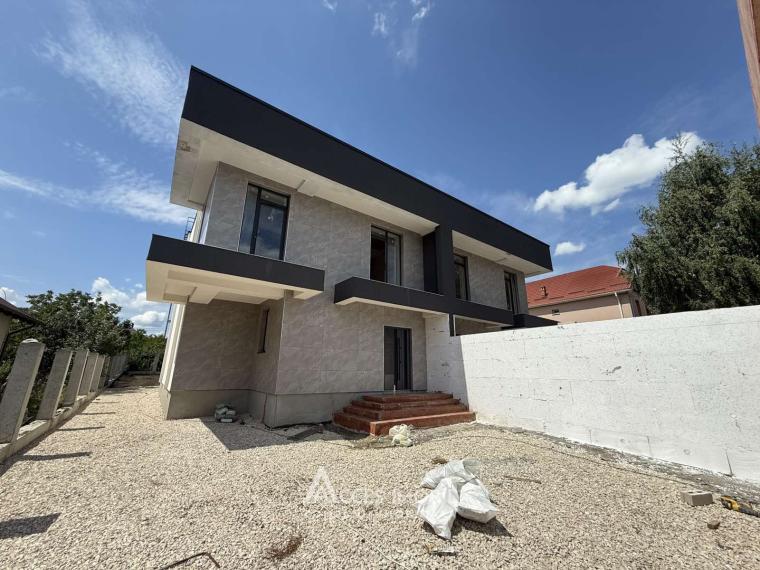 Duplex în 2 niveluri! Ghidighici, str. Alba Iulia, 4 camere + living, 142m² + 4 ari. Varianta albă!: 9