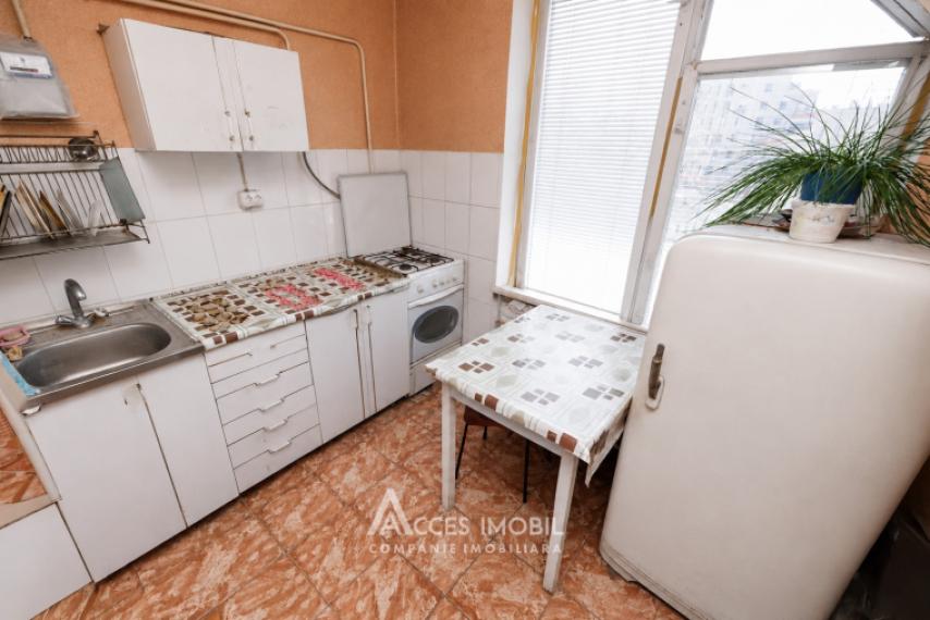 Centru, str. George Coșbuc, 2 camere. Brejnevka! Localizare de mijloc!: 4