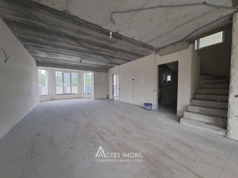 Casă în 2 niveluri! Sîngera, str. Unirii, 3 camere + living, 160m² + 7 ari. Varianta albă!: 1