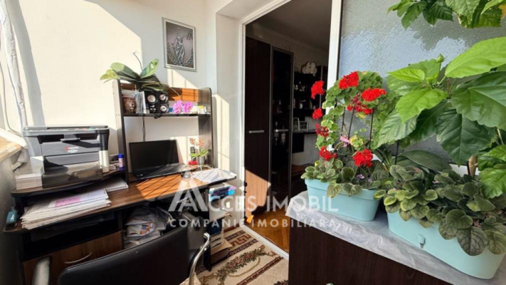 Botanica, Traian Blvd, 2 rooms. Varnița series! Autonomous heating! Middle floor!: 3