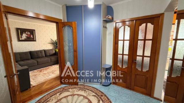 Botanica, Traian Blvd, 2 rooms. Varnița series! Autonomous heating! Middle floor!: 9