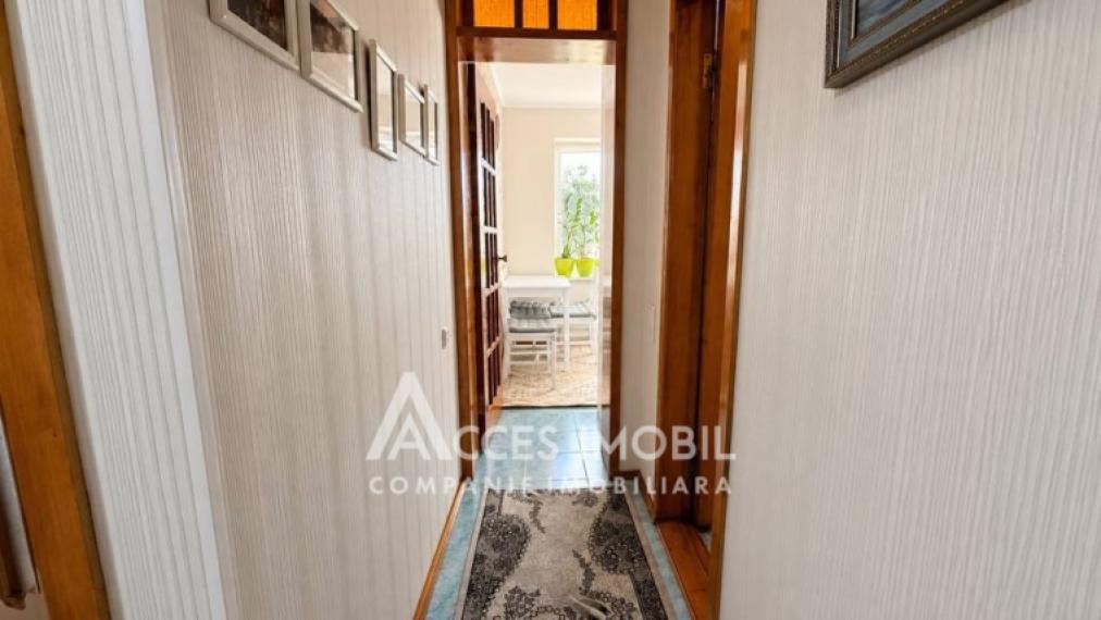 Botanica, Traian Blvd, 2 rooms. Varnița series! Autonomous heating! Middle floor!: 10