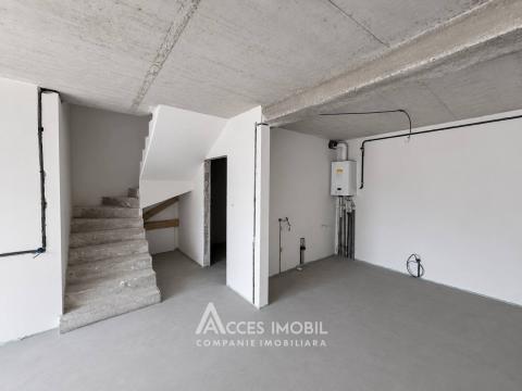 Duplex în 2 niveluri! Grătiești, str. Prieteniei, 3 camere + living, 115m² + 4 ari. Euroreparație!: 4