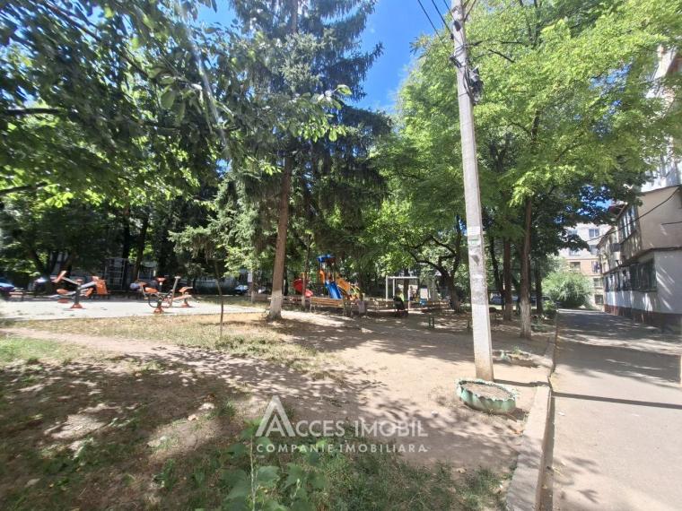 Râșcani, Miron Costin street, 1 room. Middle position!: 1