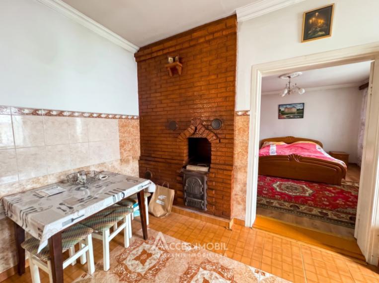 Casă! Cojușna, str. Mihai Viteazul, 5+ camere + living, 179m² + 8 ari!: 2