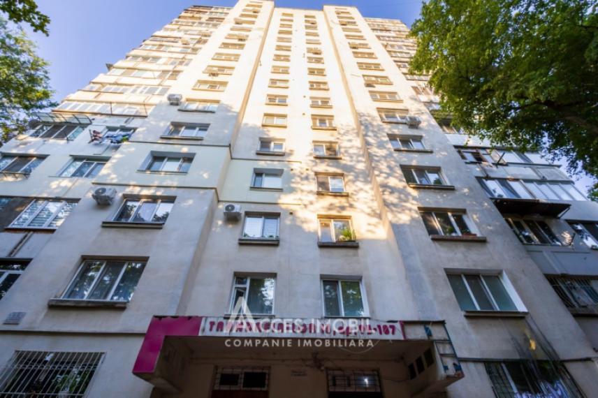 Botanica, Trandafirilor street, 3 rooms. Eurorepair! Autonomous heating! Dual aspect!: 17
