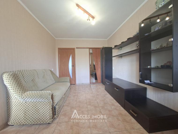 Aeroport, Aeroport Street, 2 rooms. Middle position!: 1