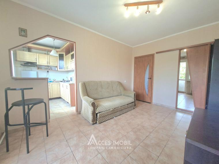 Aeroport, Aeroport Street, 2 rooms. Middle position!: 2