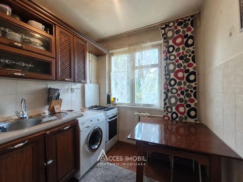 Botanica, Teilor Street, 2 rooms. Middle location, dual aspect!: 3