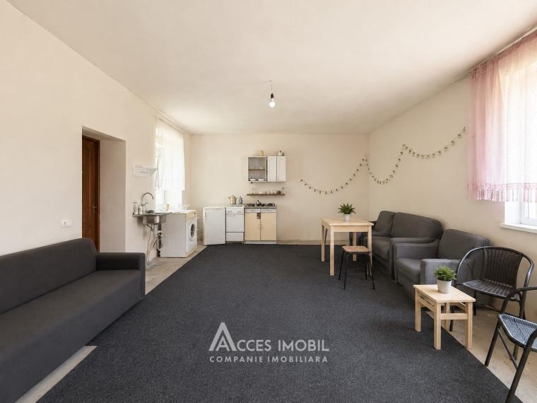 Casă! Cricova, str. Mitropolit Dosoftei, 3 camere + living, 130m² + 6 ari.: 0
