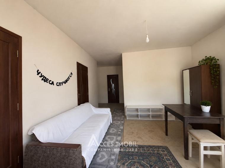 Casă! Cricova, str. Mitropolit Dosoftei, 3 camere + living, 130m² + 6 ari.: 3