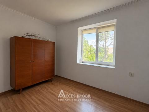 Casă! Cricova, str. Mitropolit Dosoftei, 3 camere + living, 130m² + 6 ari.: 4