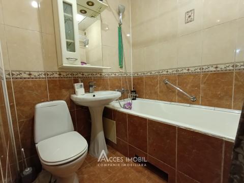 Codru, Costiujeni street, 2 rooms + living room.: 6