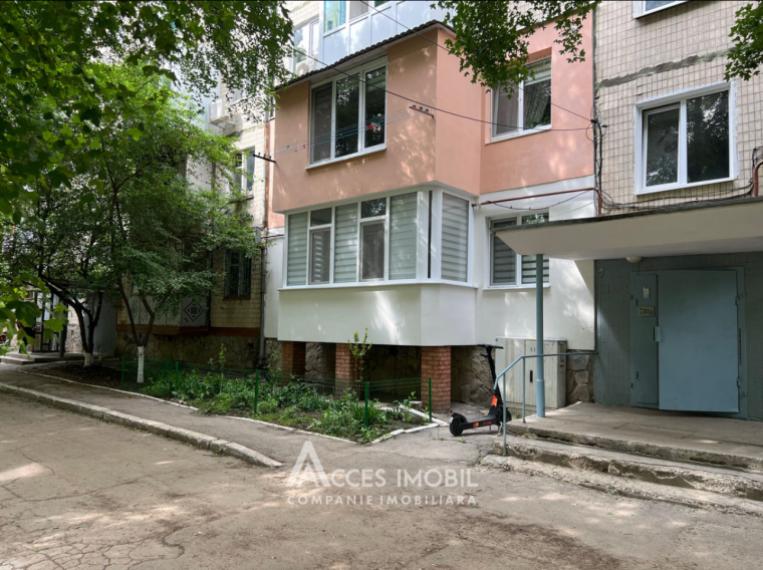 Buiucani, Alexandru Marinescu street, 2 rooms + living room. Eurorepair! Middle floor!: 14