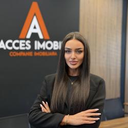 Real estate agent: Natalia Sandachi