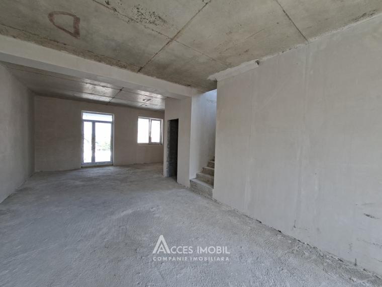 Duplex în 2 niveluri! Cricova, str. Codrilor, 3 camere + living, 260m² + 3 ari. Varianta albă!: 4