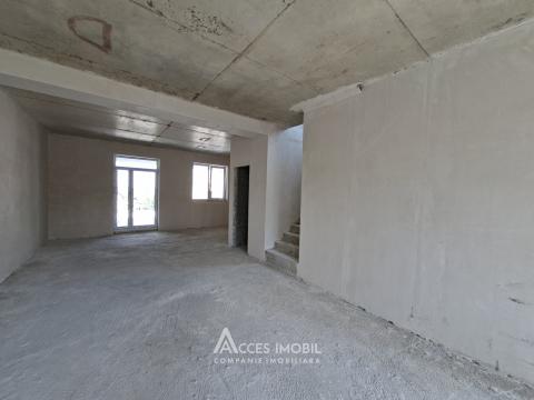 Duplex în 2 niveluri! Cricova, str. Codrilor, 3 camere + living, 260m² + 3 ari. Varianta albă!: 4