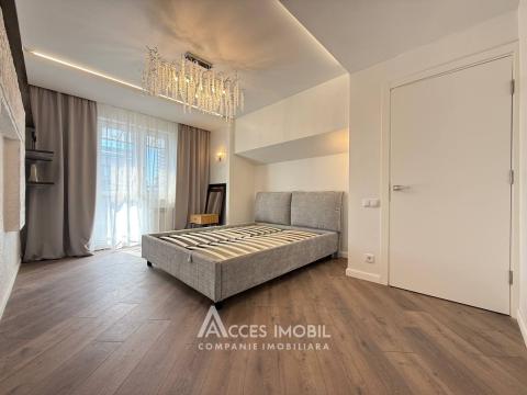 Center, Constantin Negruzzi Boulevard, 2 rooms + living room. Eurorepair!: 4