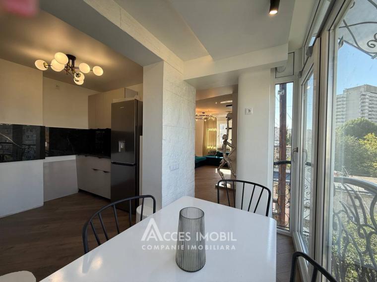 Center, Constantin Negruzzi Boulevard, 2 rooms + living room. Eurorepair!: 11