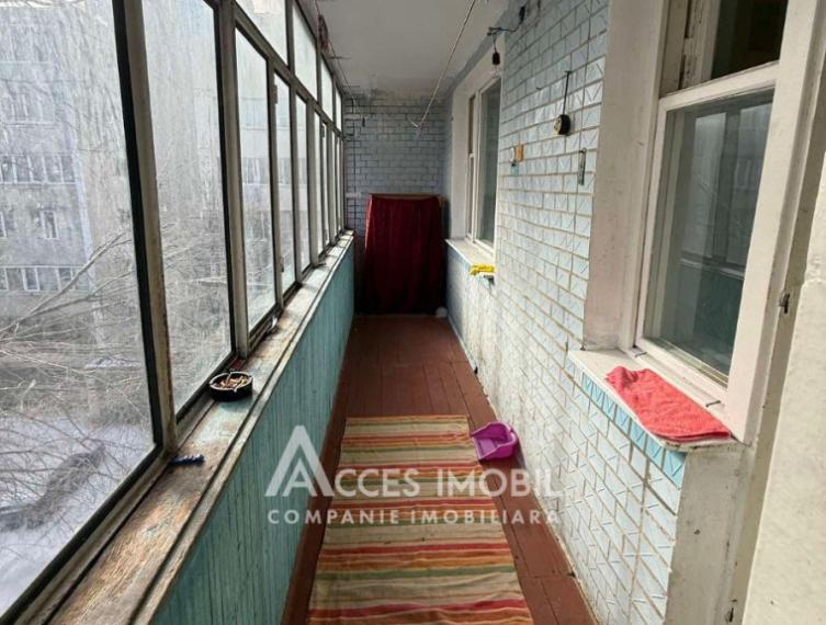 Botanica, Ioan Voda Viteazul street, 3 rooms. Middle location!: 8
