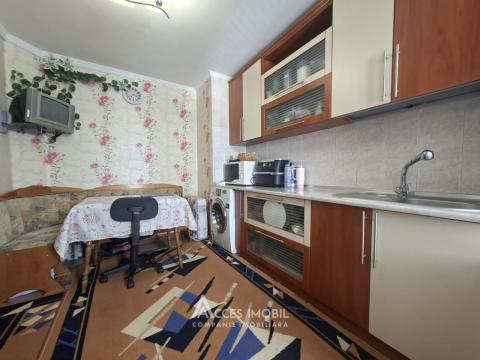 Botanica, bd. Dacia, 2 camere. De mijloc!: 6