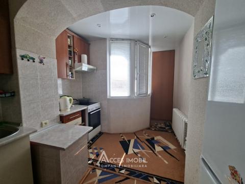 Botanica, bd. Dacia, 2 camere. De mijloc!: 14
