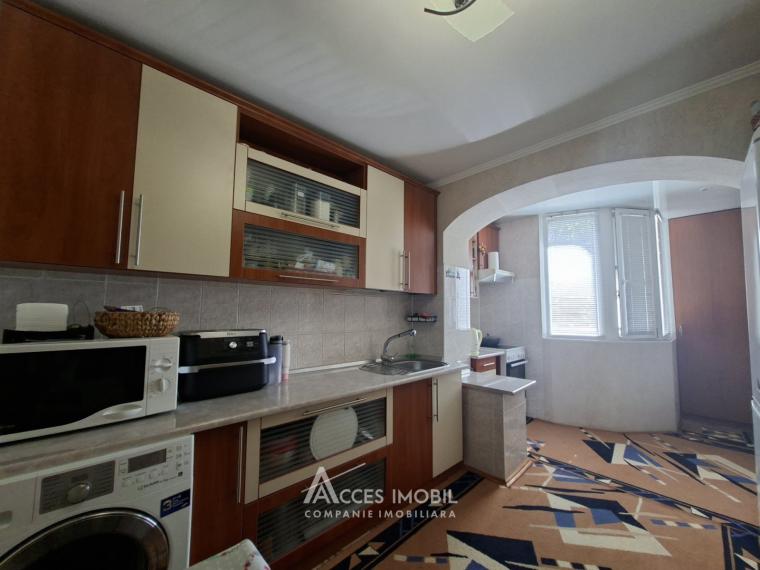 Botanica, bd. Dacia, 2 camere. De mijloc!: 9