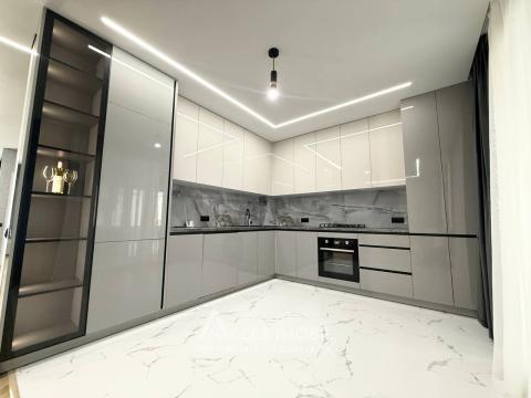 Chirie! Băcioi, str. Liviu Deleanu, Casă 2 niveluri, 4 camere + living, 165m² + 4 ari. Euroreparație!: 4