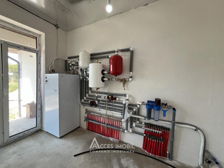 Casă! Sîngera, str. Dealul Leului, 3 camere + living, 230m2 + 8 ari!: 9