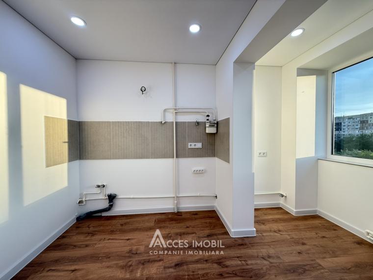 Ciocana, bd. Mircea cel Bătrân, 2 camere + living. Euroreparație! Seria MS! De mijloc! Priveliște!: 1