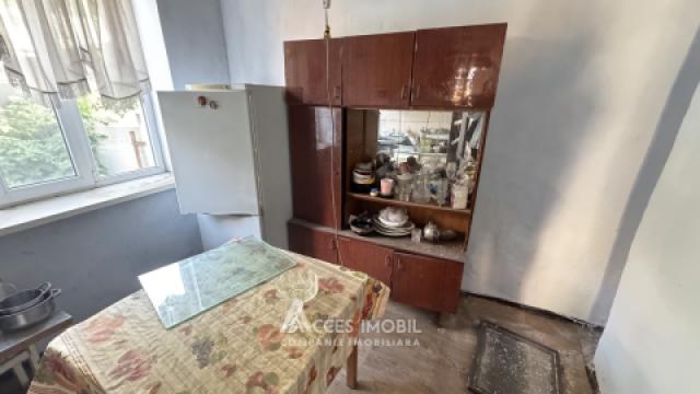 Casă! Telecentru, str. Vasile Cheltuială, 3 camere + living, 85m² + 2 ari!: 2