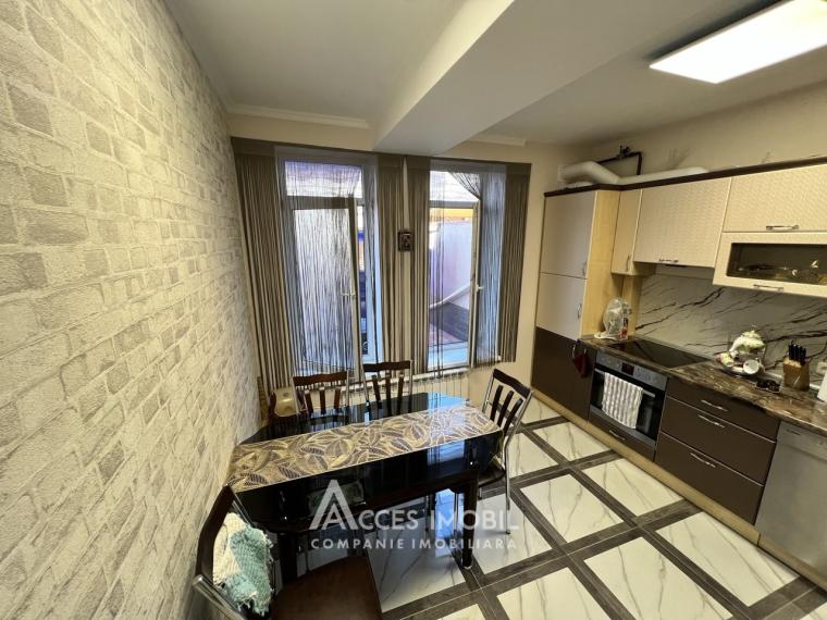 TownHouse în 2 niveluri! Codru, str. Busuiocului, 2 camere + living, 142m² + 1 ar.: 7