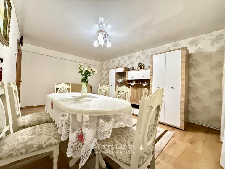 Botanica, str. Grenoble, 2 camere. Încălzire autonomă! Seria 102!: 2