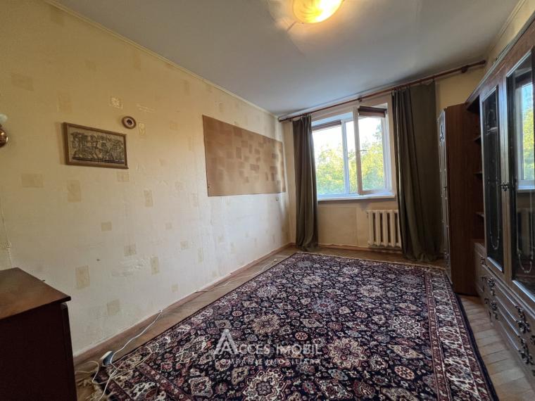 Sculeni, str. Calea Ieșilor, 2 camere.: 2