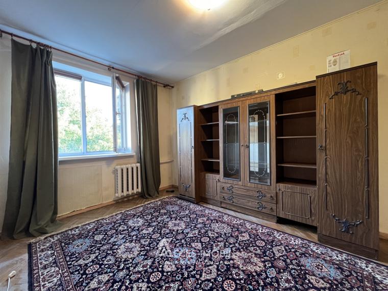 Sculeni, str. Calea Ieșilor, 2 camere.: 3