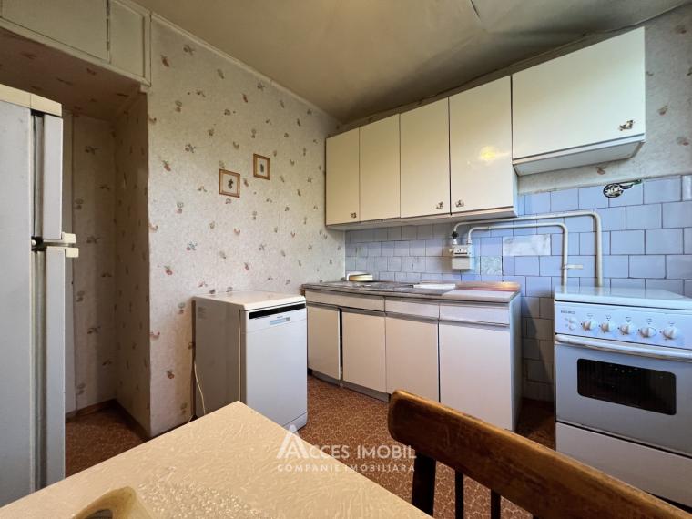 Sculeni, str. Calea Ieșilor, 2 camere.: 5
